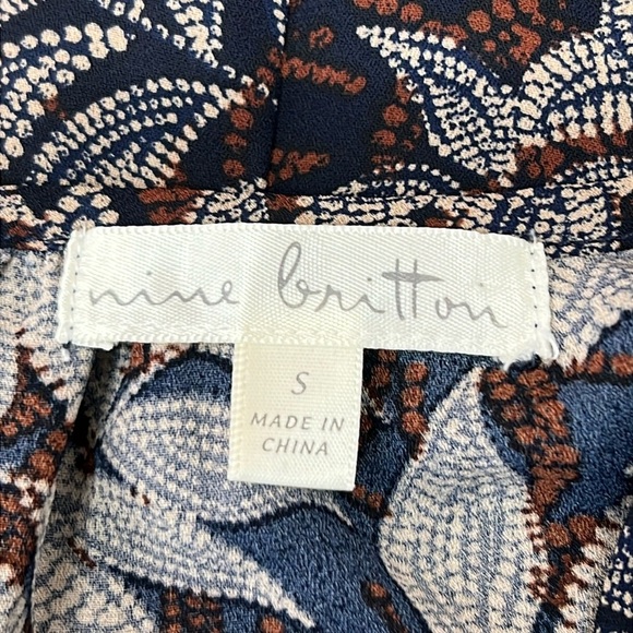 Nine Britton (Stitch Fix) Women’s Blouse Sz S Navy/Brown/Tan Polyester NWT - Picture 2 of 12
